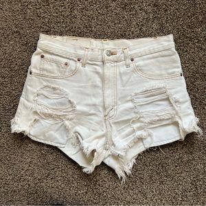 Levi’s - Denim High Rise Shorts